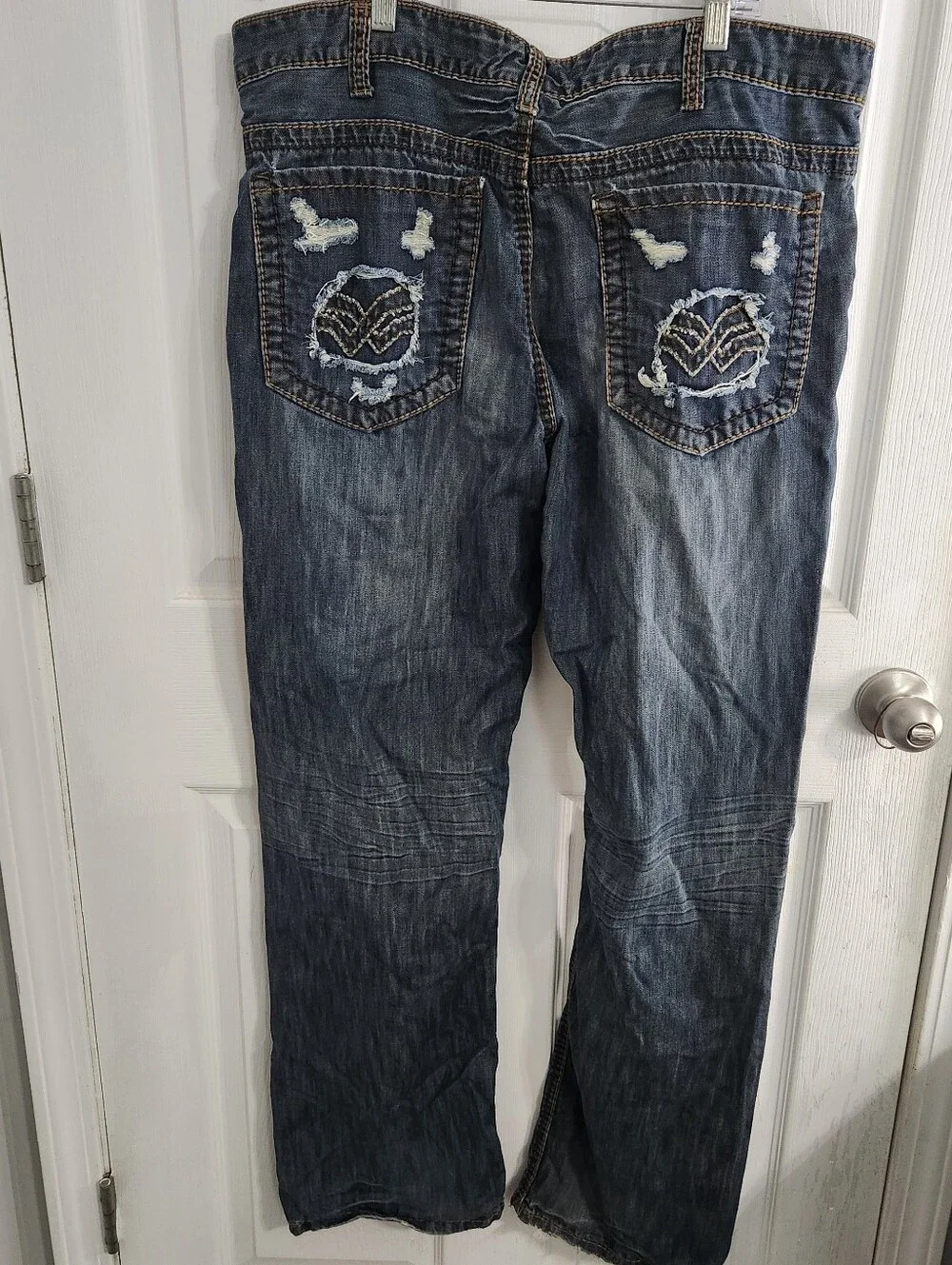 Helix straight leg dark wash jeans embroidered distressed punk grunge 38x32